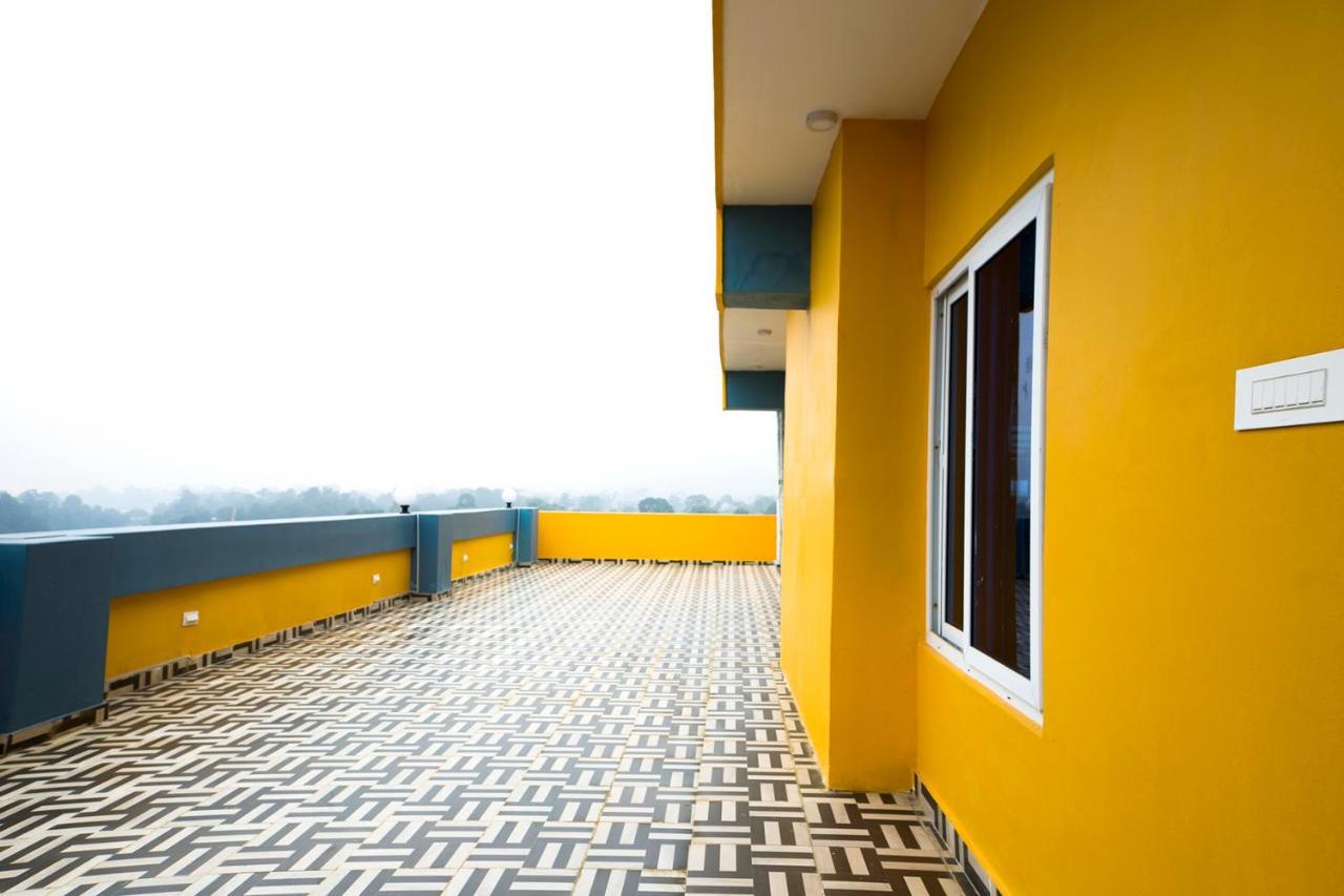 Hotel Yellow Pagoda Pokhara Exterior photo